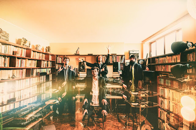 cosmic-mass-lancam-album-marco