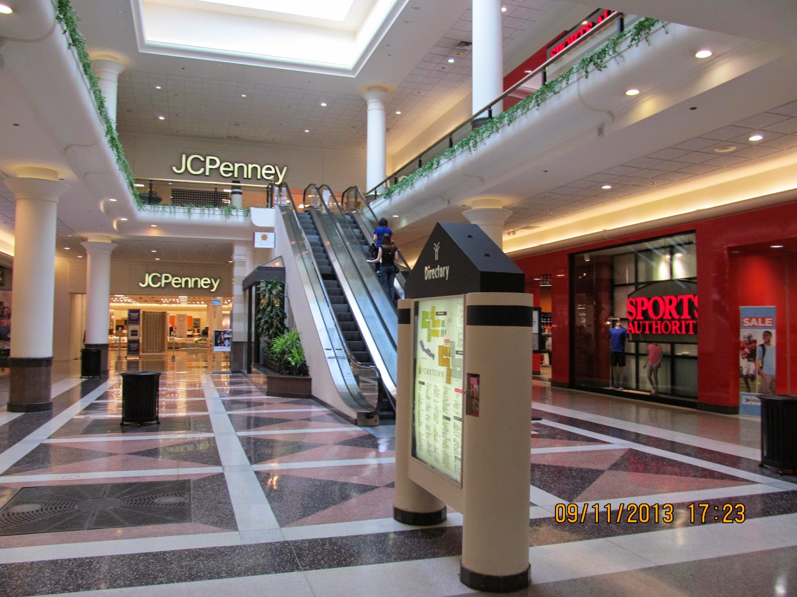 Trip to the Mall Yorktown Center (Lombard, IL)