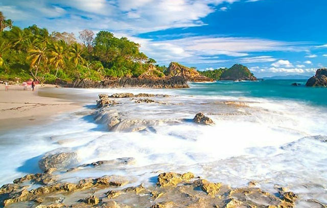 10 Tempat Camping yang Bagus di Pantai Lampung Pokoknya Wajib Kamu Coba