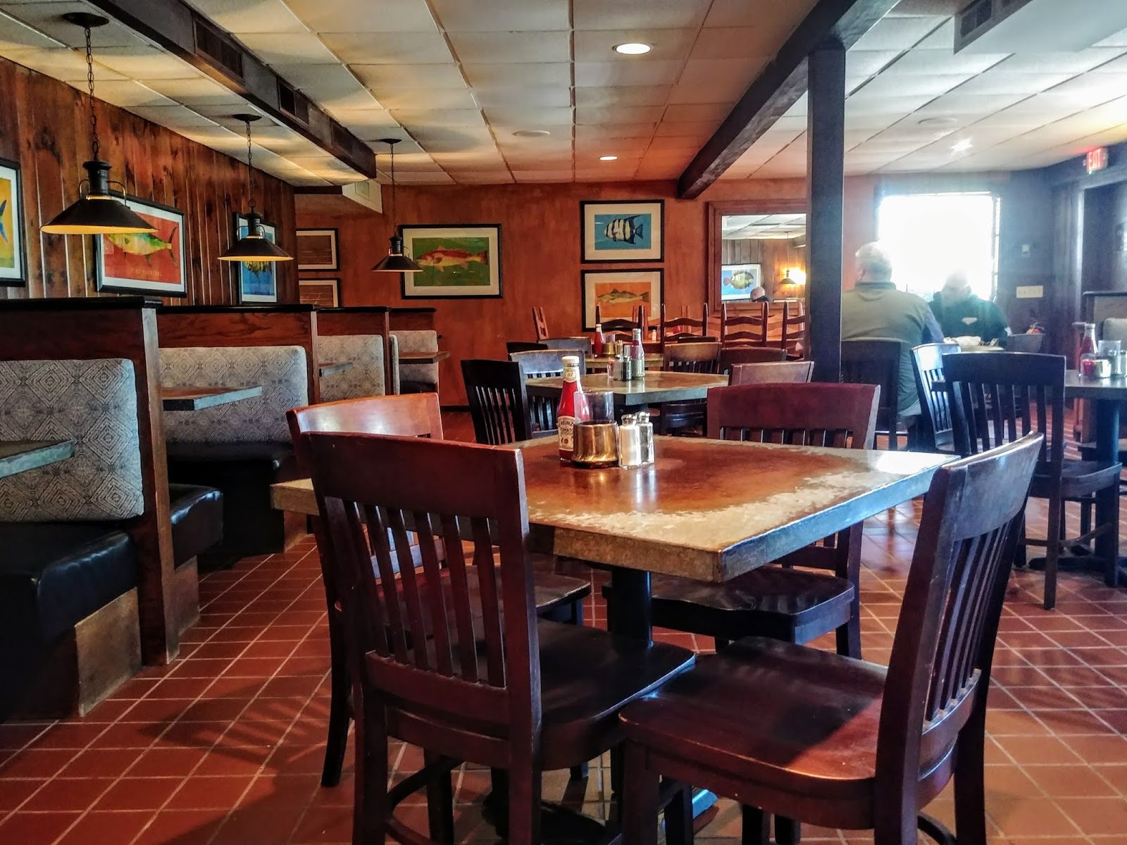 Another Mile Another Destination Blog T’s Seafood Bar and Lounge