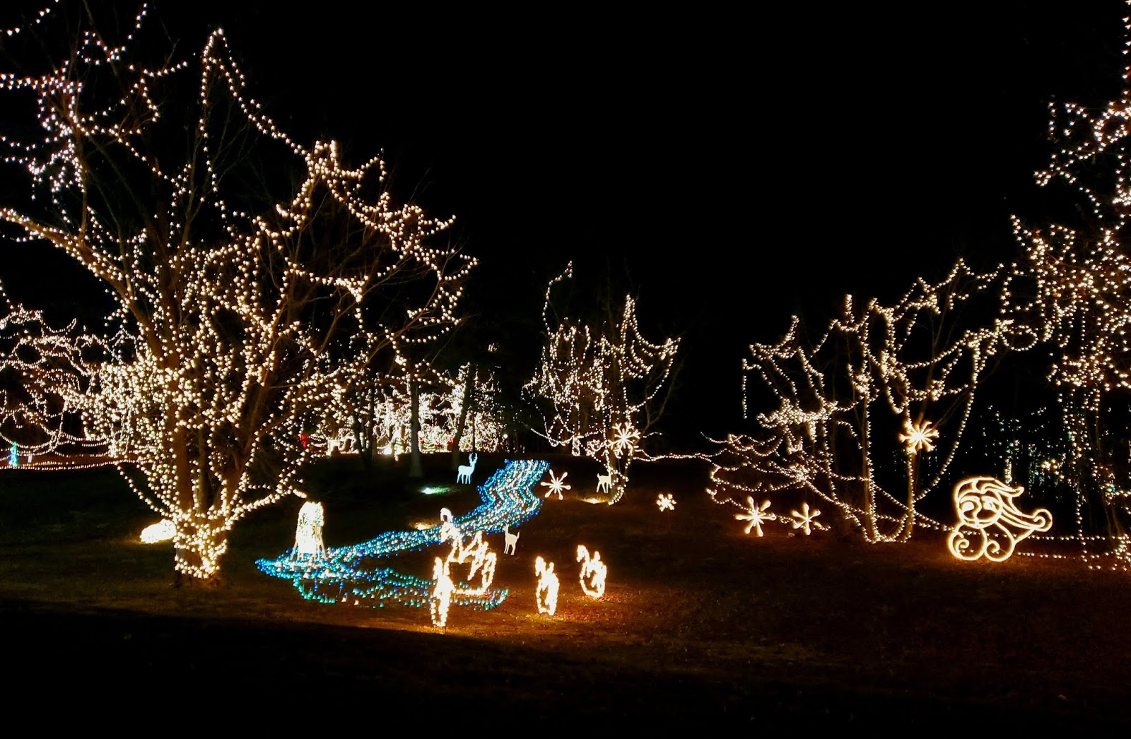 Play St. Louis Celebration of Lights, Ft. Zumwalt Park, O'Fallon