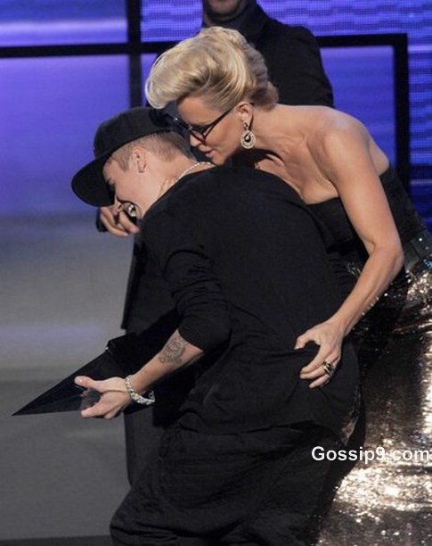 Gossip9+Biber2.jpg
