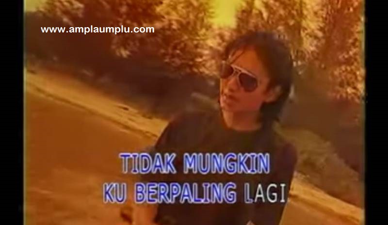 Slam tak mungkin berpaling lirik