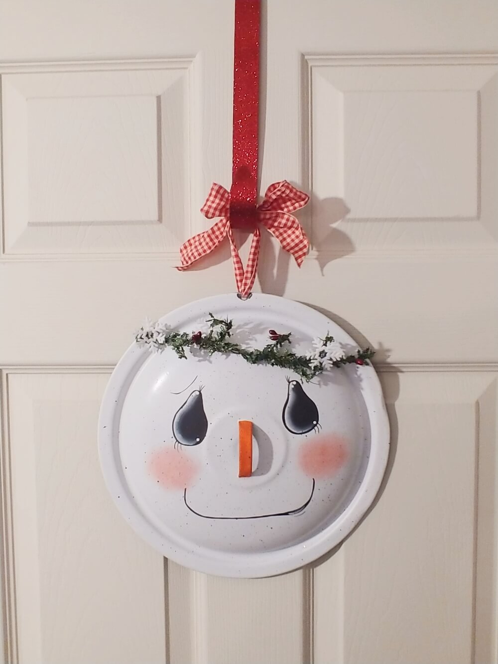 Upcycled Pan Lid Snowman