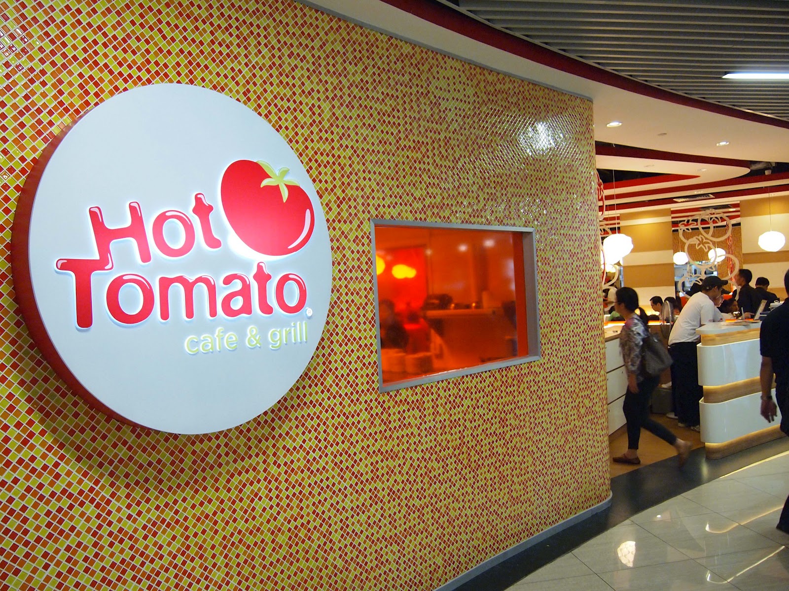 four legged foodies Hot Tomato, Causeway Point