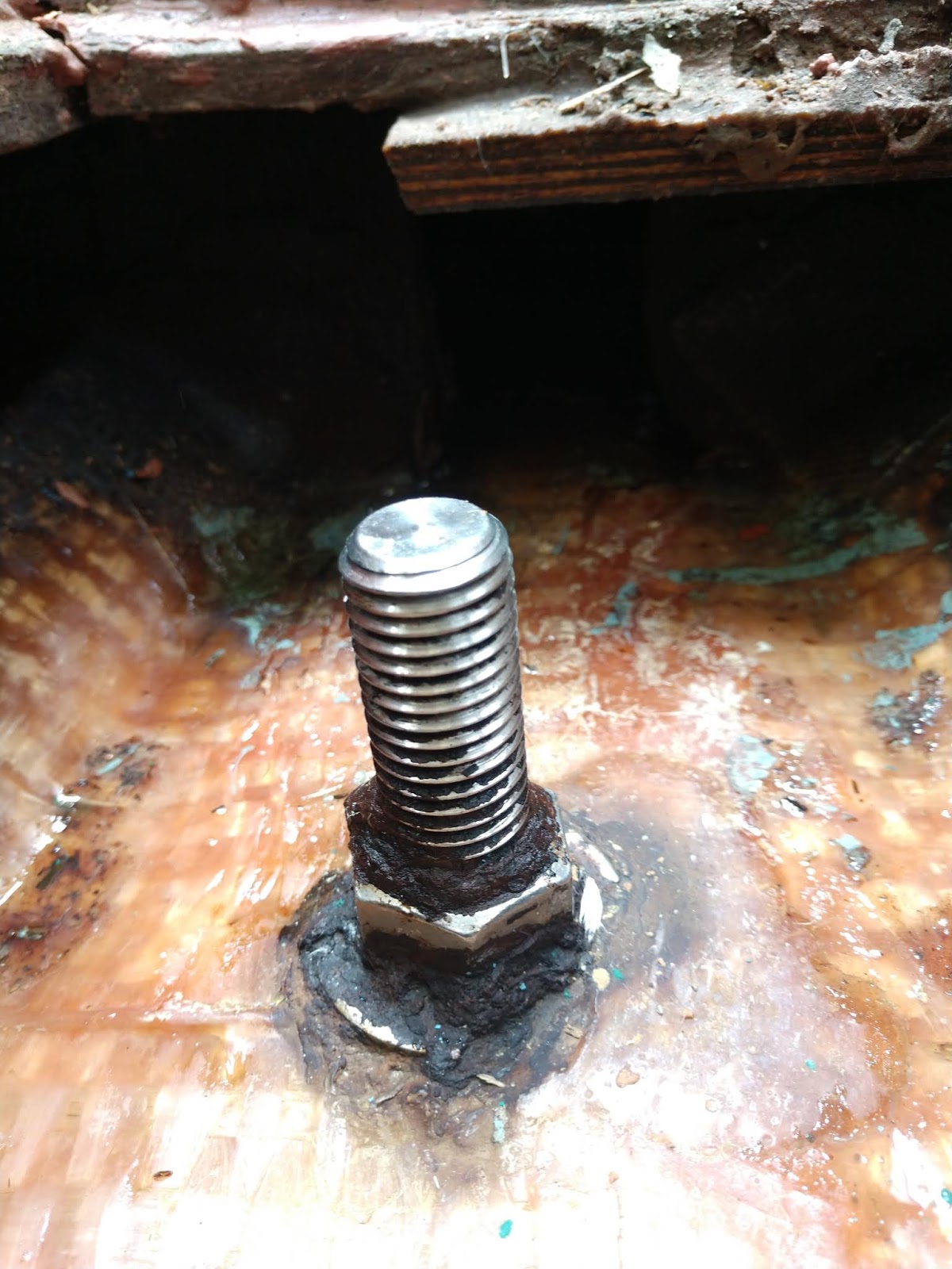 Sea State Sabre 28 Keel bolts