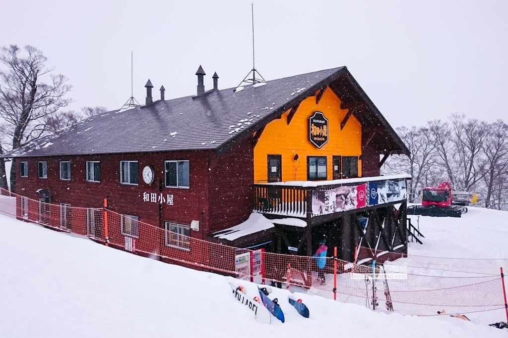 神樂滑雪場,kagura交通資訊,新瀉的雪場,苗場滑雪場