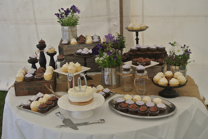 Sweet Taters and Tales: Cupcake Display