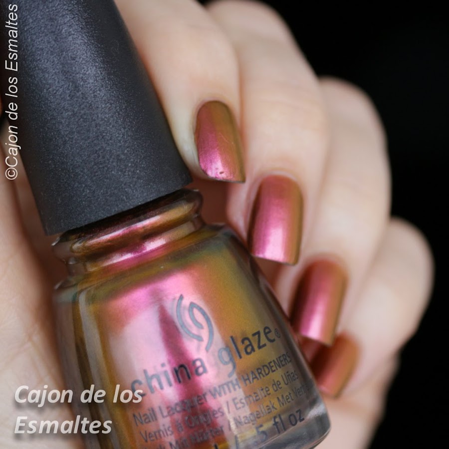 China Glaze - Cabin Fever - swatches