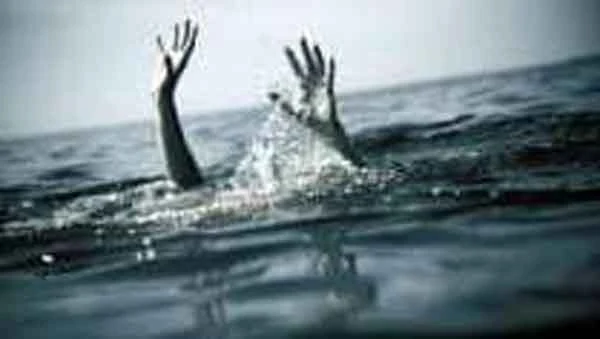News, Kerala, State, Thiruvananthapuram, Sea, Missing, Water, Police, Dead Body, Death, Two persons who went swimming in the sea at Vizhinjam Azhimala have gone missing