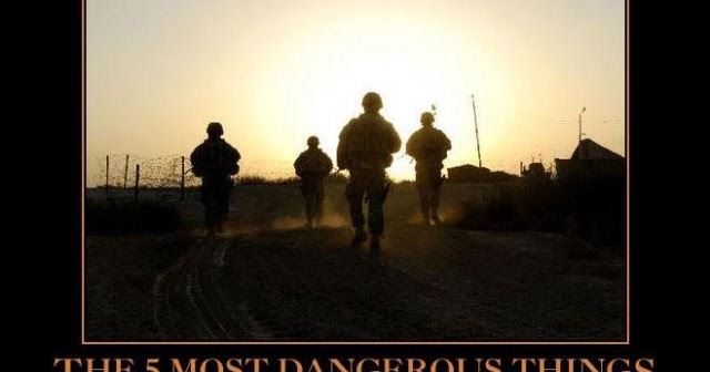 из-за каждой обиды нельзя отрекаться друг. Chuckle and giggle difference. Changbin, felix "좋으니까. All you had to do мем. Partner in crime мемы.