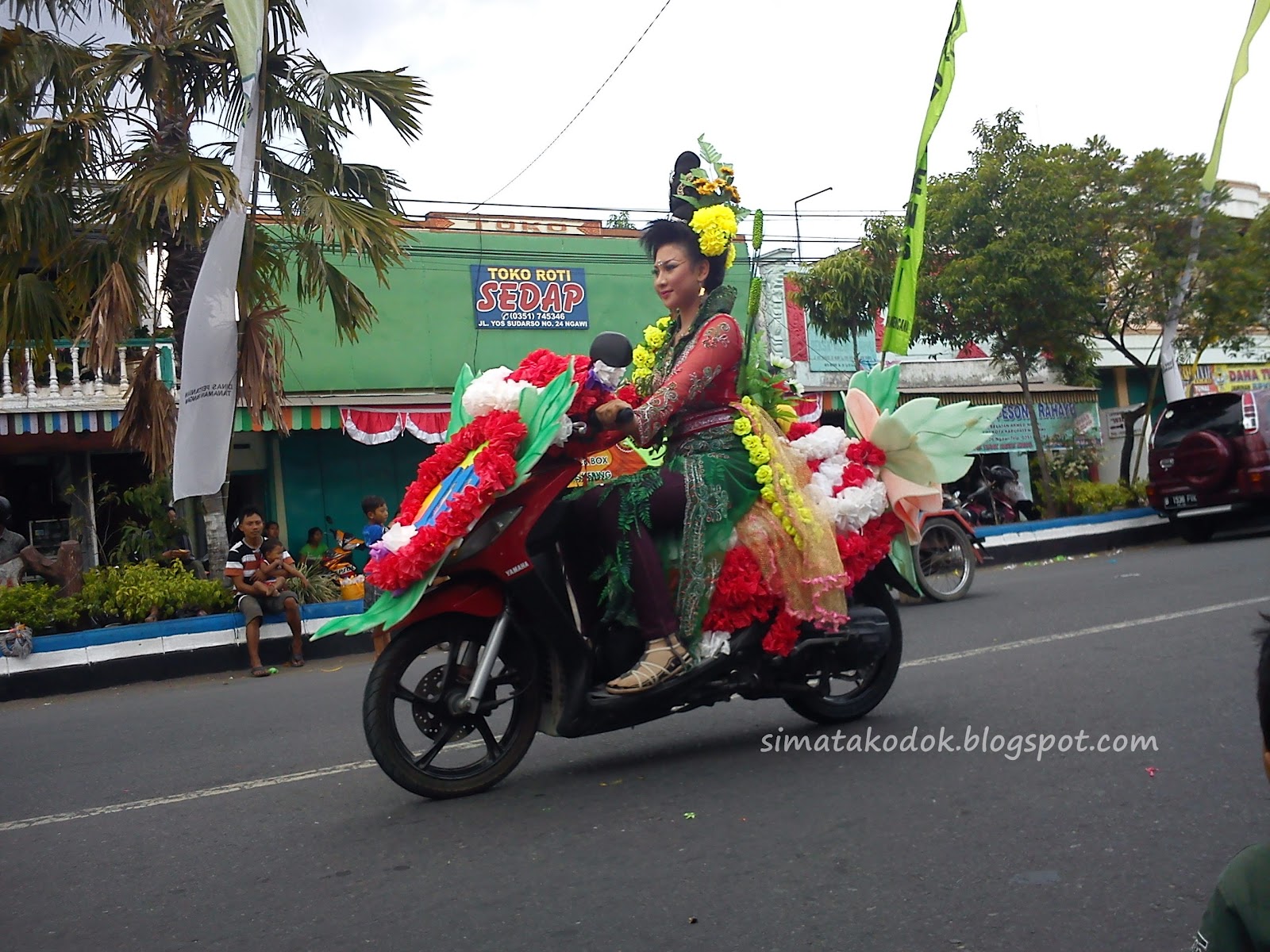 NGAWI PESTA RAKYAT KARNAVAL dan PAWAI PEMBANGUNAN NGAWI PESTA RAKYAT KARNAVAL dan PAWAI PEMBANGUNAN