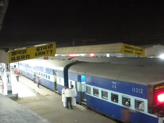 Train from Agra to Delhi