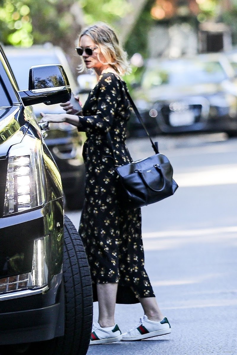 Carey Mulligan Clicked Outside  in Pacific Palisades 14A ug -2020