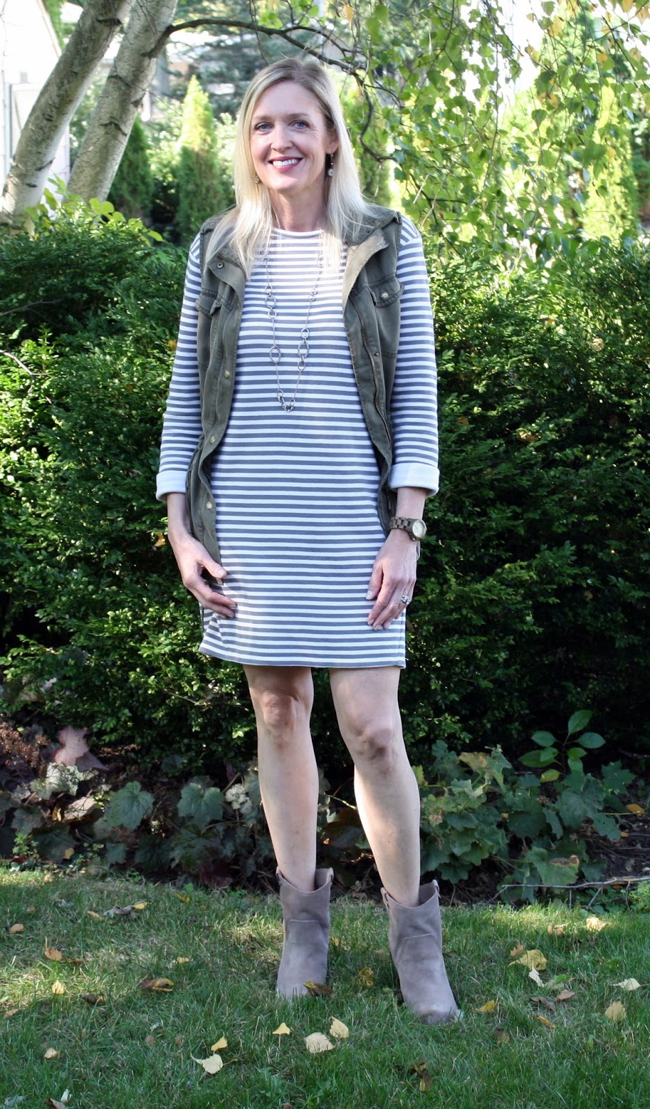 Three ways to style a striped dress for fall!