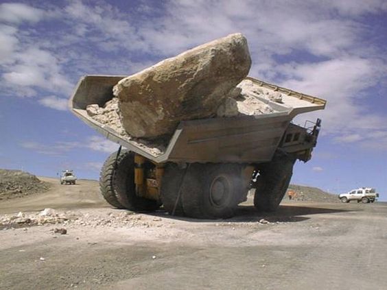 United Training Center: Dump Truck Training Course in Ngwenya