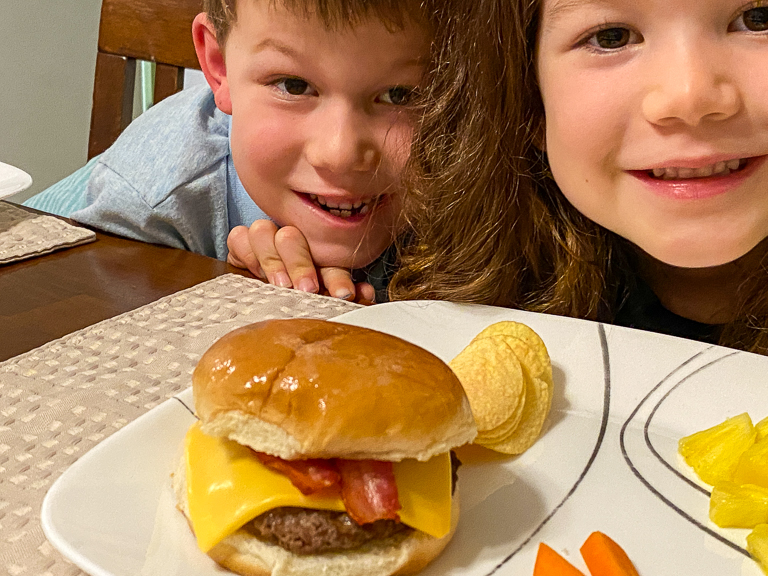 Tales of the Flowers Baconator Pringles taste test