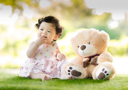 Bunda, Kenali Perkembangan Bayi 8 Bulan Karena Itu Umur Emas yang Berharga