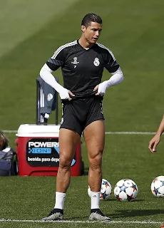 Polla de Cristiano Ronaldo en calzoncillos Foto 54