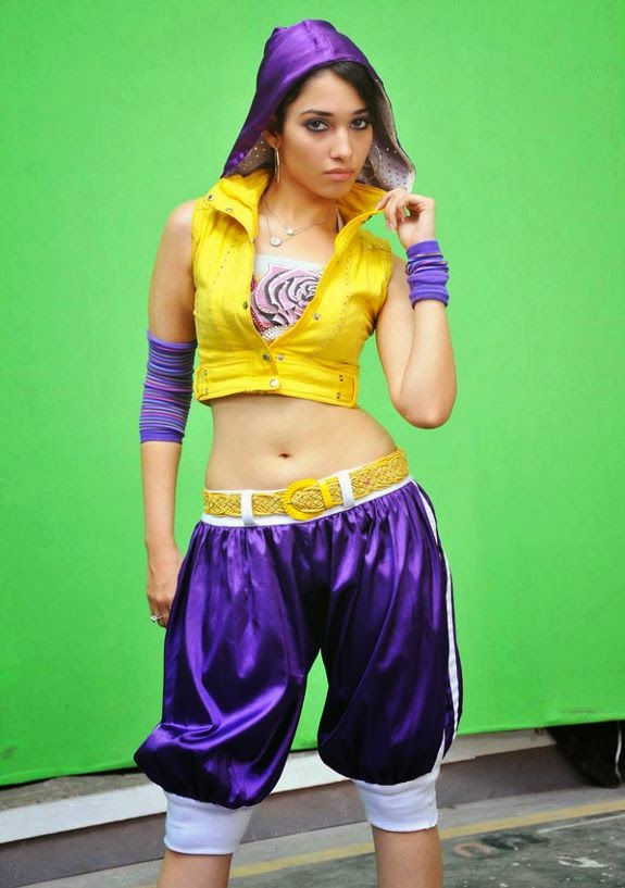 TamannaHot+&Glamorous+Photos@FilmyTrend+
