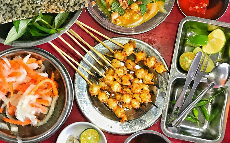 Răng mực nướng xiên que dai giòn - 0905 279 878 Rang muc nuong xien que dai gion - 0905279878