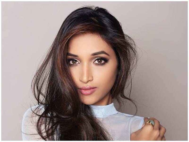 Srinidhi Shetty Wiki, Biography, Dob, Age, Height, Weight, Affairs and More 