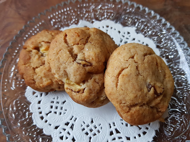 biscotti con miele allo strudel