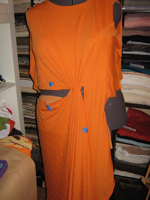 Butterick 5416 Knit Knot Front Dress www.sewplus.blogspot.com