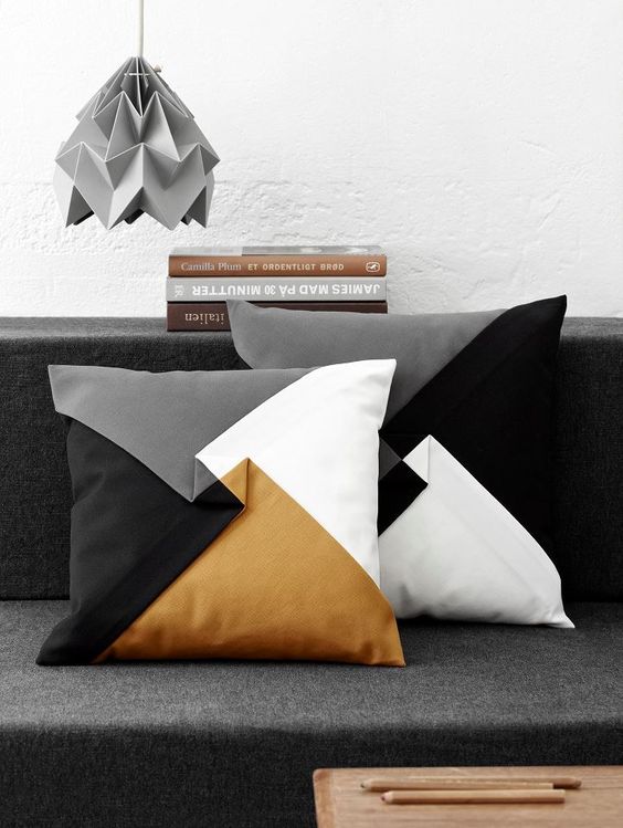 Monday morning 10 Cool pillows for living room / Bed decor ideas