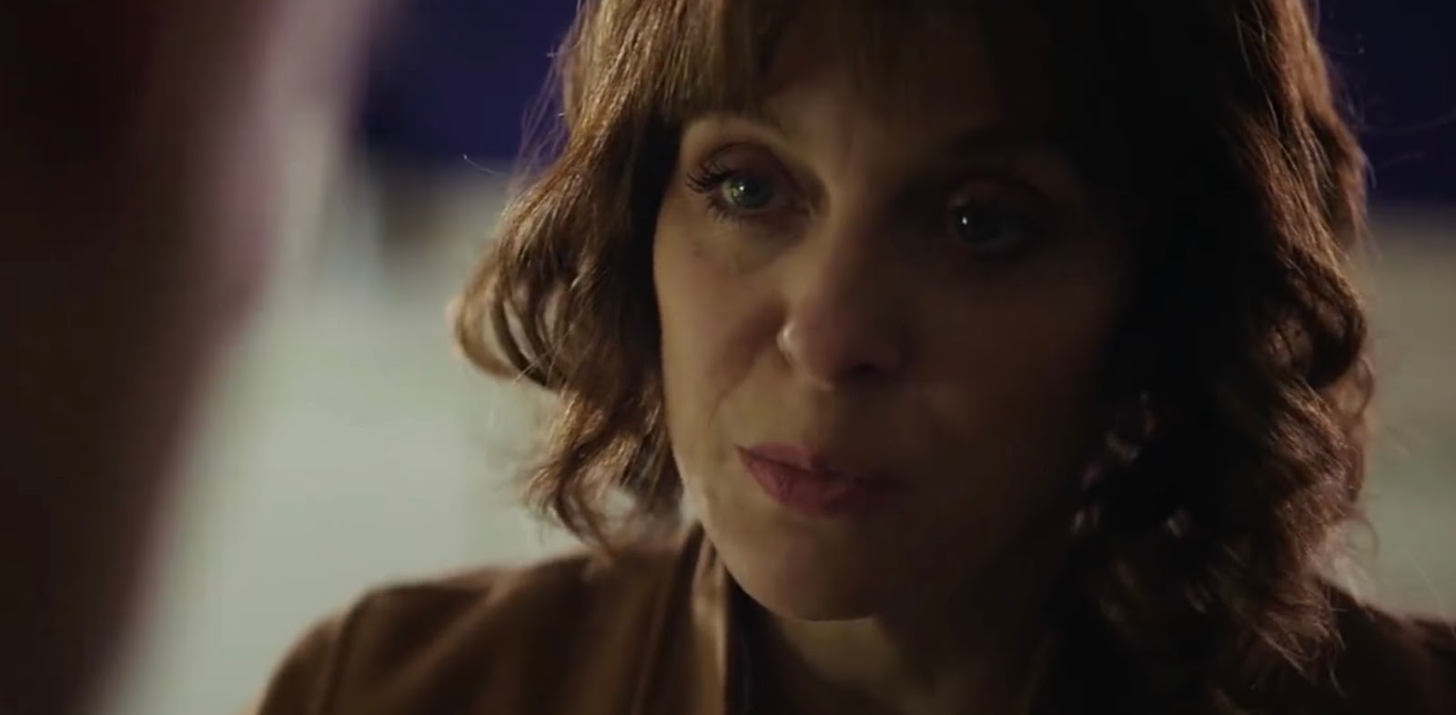 Jon Crunch TV Review Netflix Series “Safe” is a Twisty Mystery