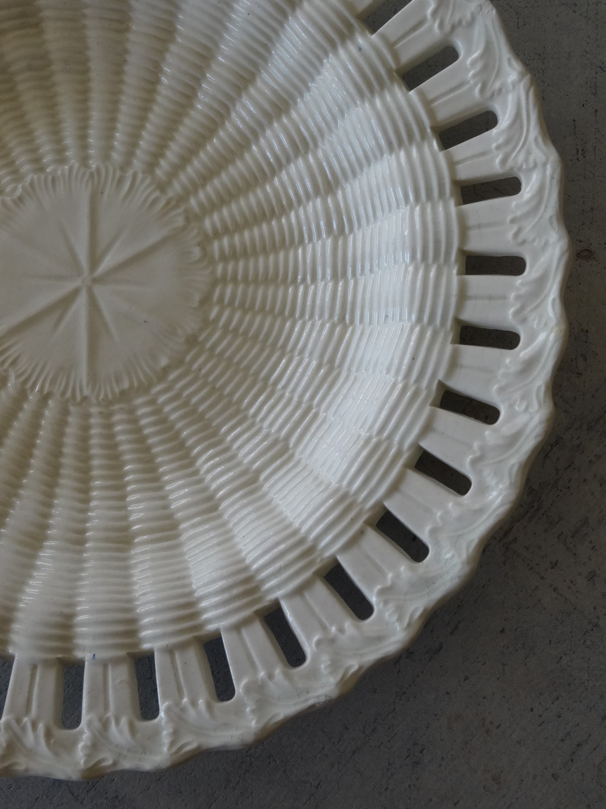 GIEN皿 pont aux choux18センチフランス 買う インテリア・住まい