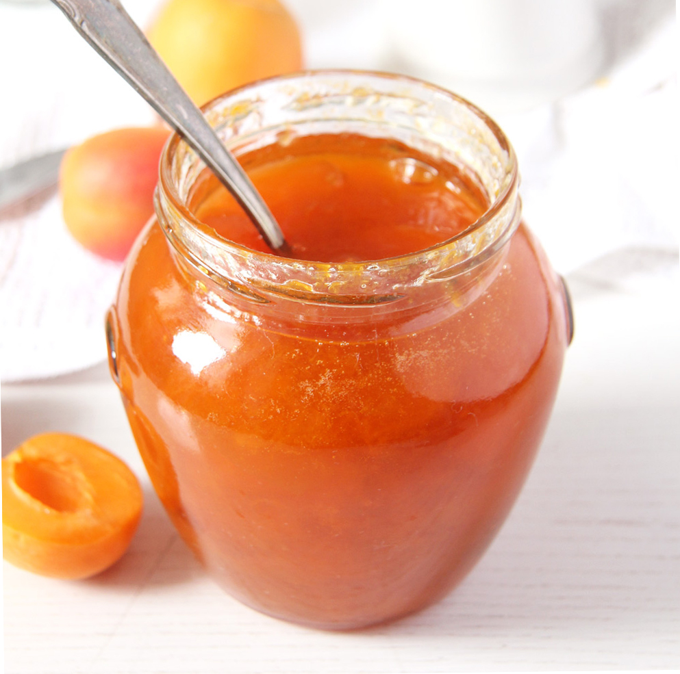 DELICIOUS HOMEMADE APRICOT JAM Macedonian Cuisine