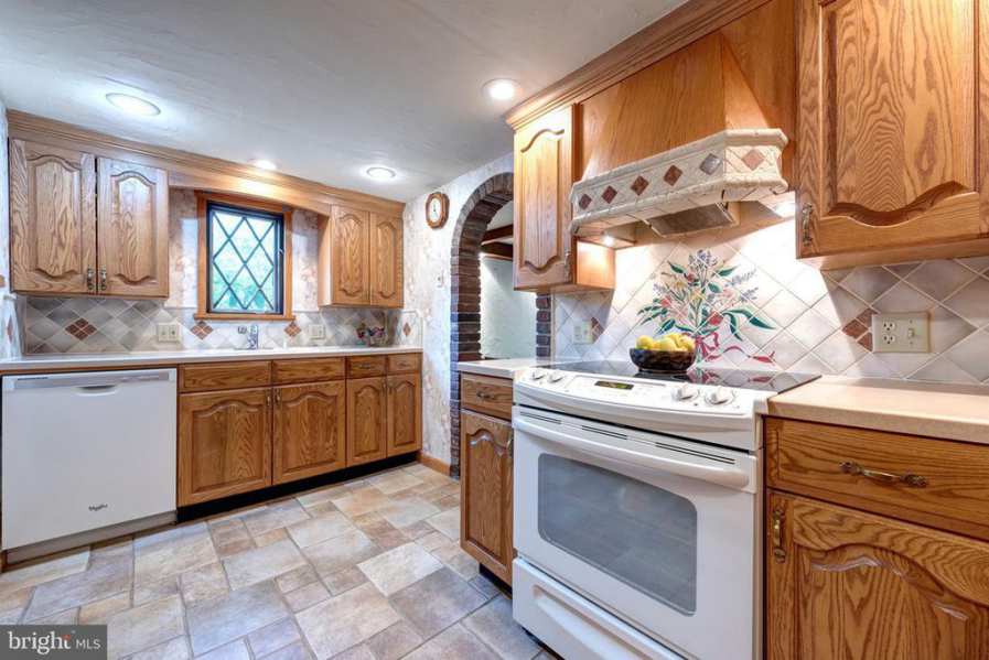 Loves Lane, Wynnewood, Pennsylvania