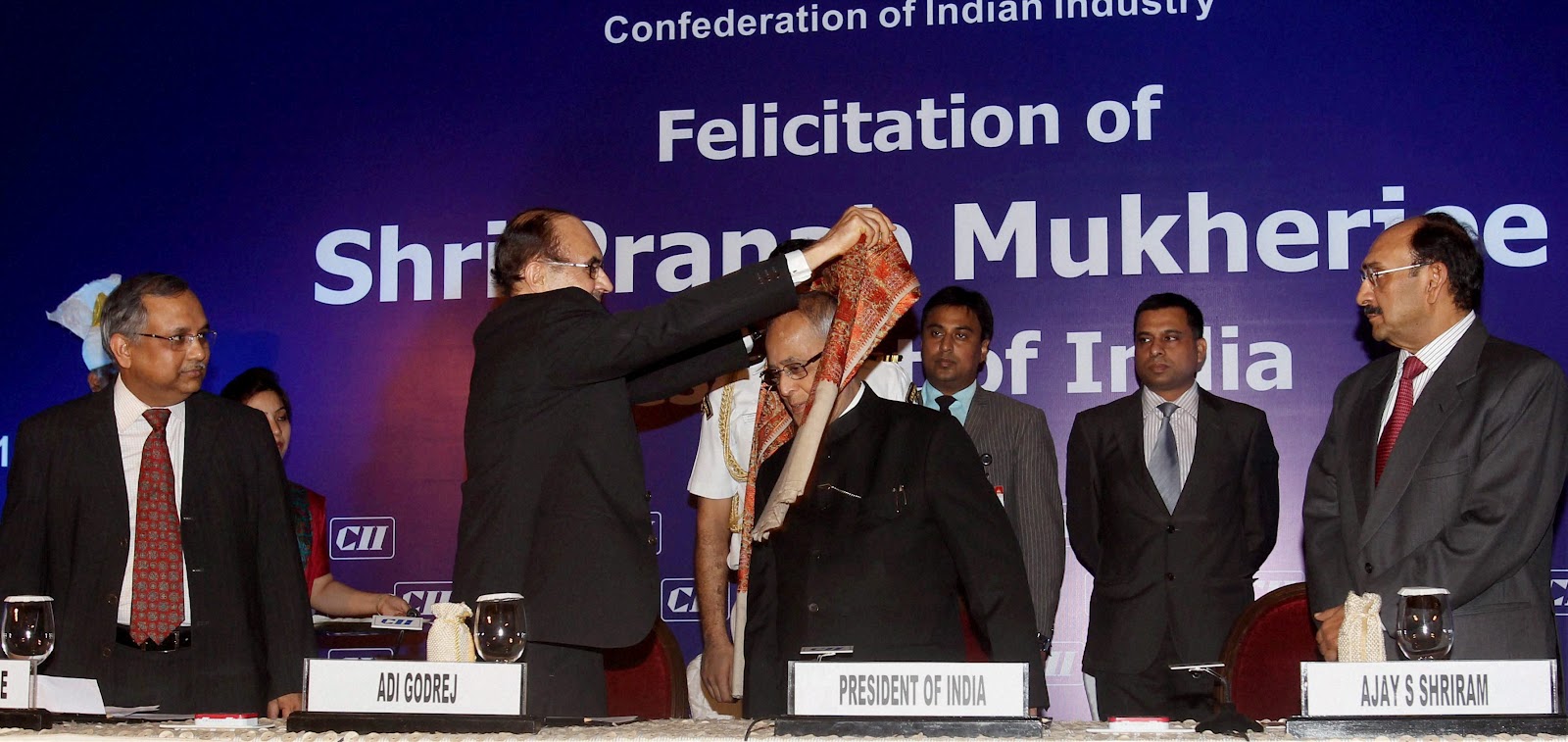 President Pranab Mukherjee being felicitated by CII 
