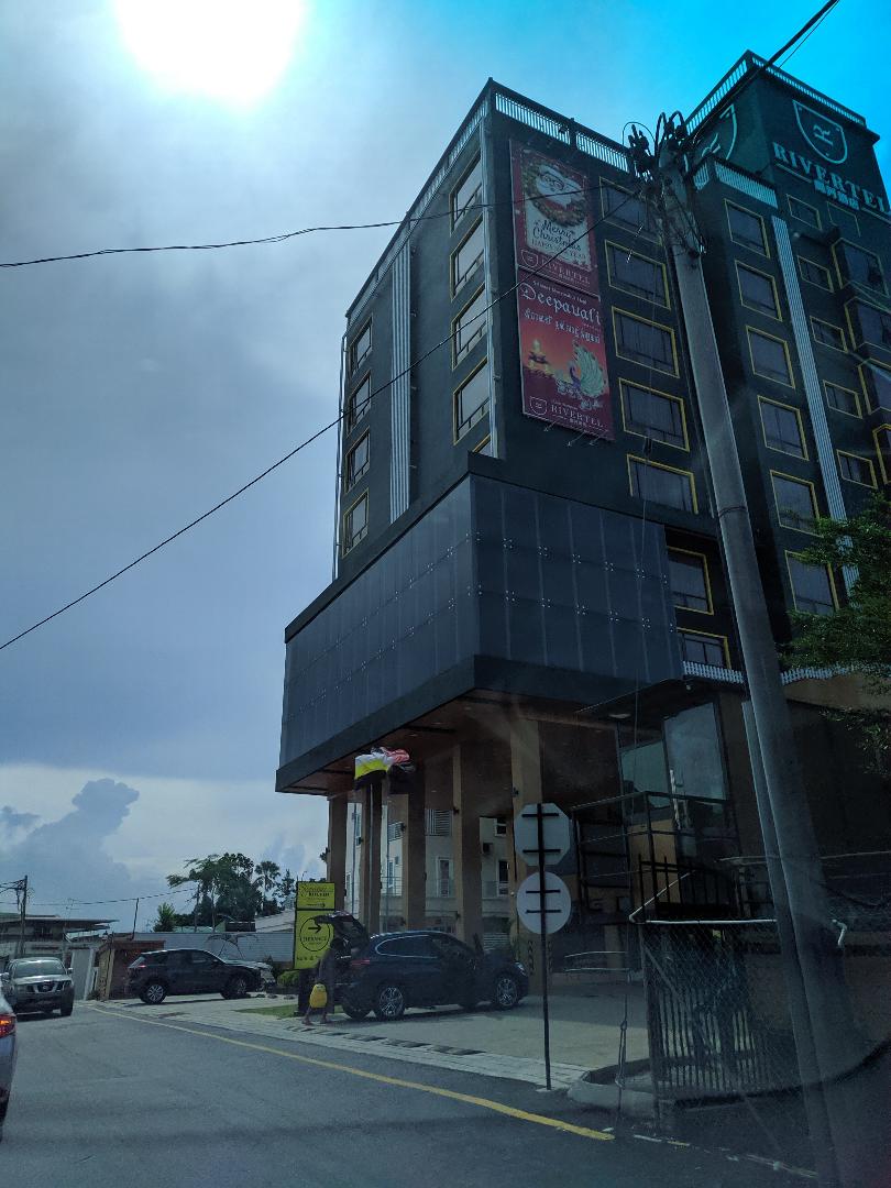 Yan's Family, Frens, Travel, And Food Journal: Rivertel Hotel, Teluk