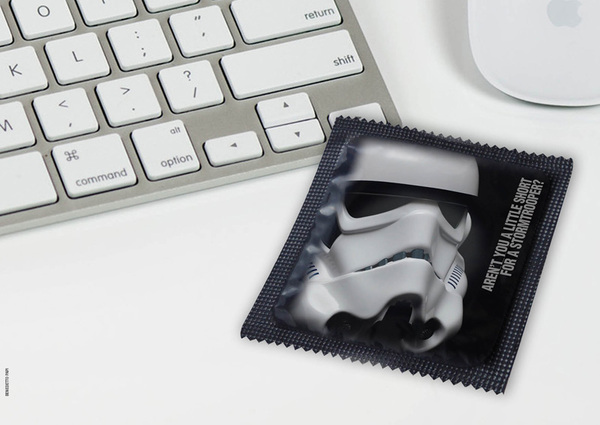 Benedetto Papi. Star Wars: May the condoms be with you. Doctor Ojiplatico
