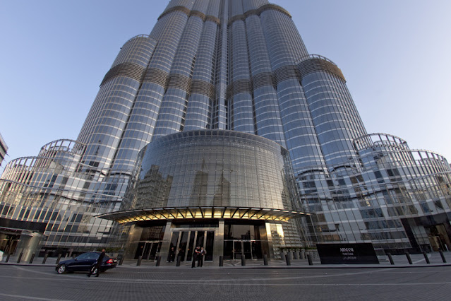 مدخل برج خليفة