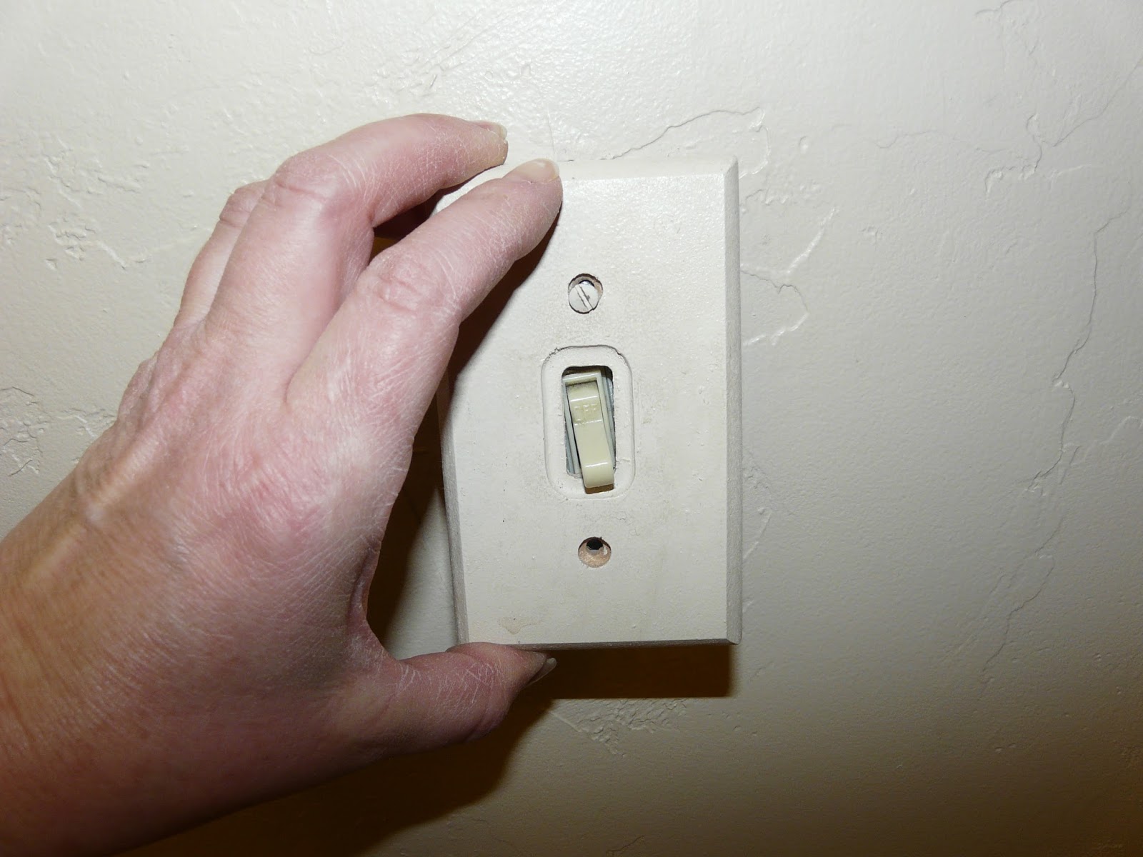 The "Secret" is Gratitude: Replacing a Bad Light Switch - TURN OFF