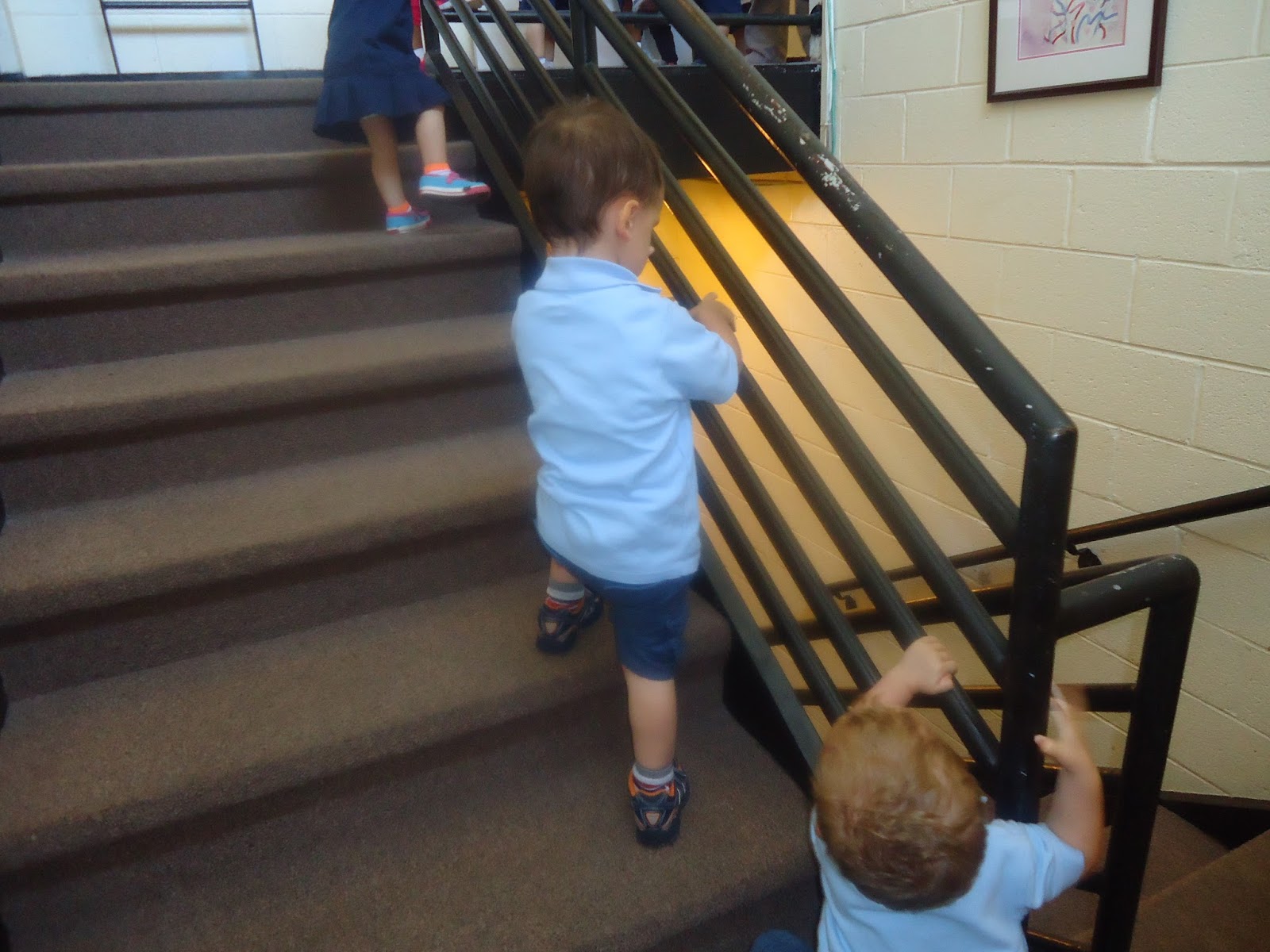 to the HH Toddler Classroom! Gross Motor Activity Walking Up