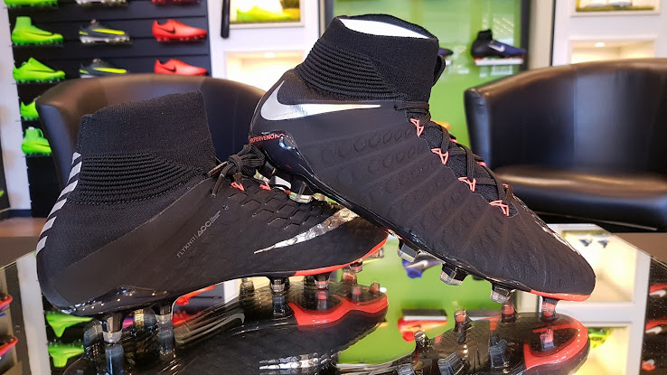 nike hypervenom phantom womens