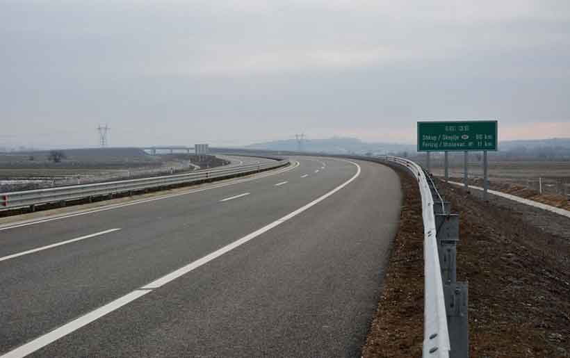 Kosovo Eroffnet Autobahn Zur Mazedonischen Grenze