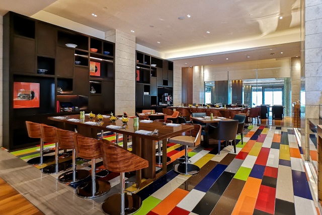 buffet at The Grand Kitchen restaurant, Grand Hyatt Manila