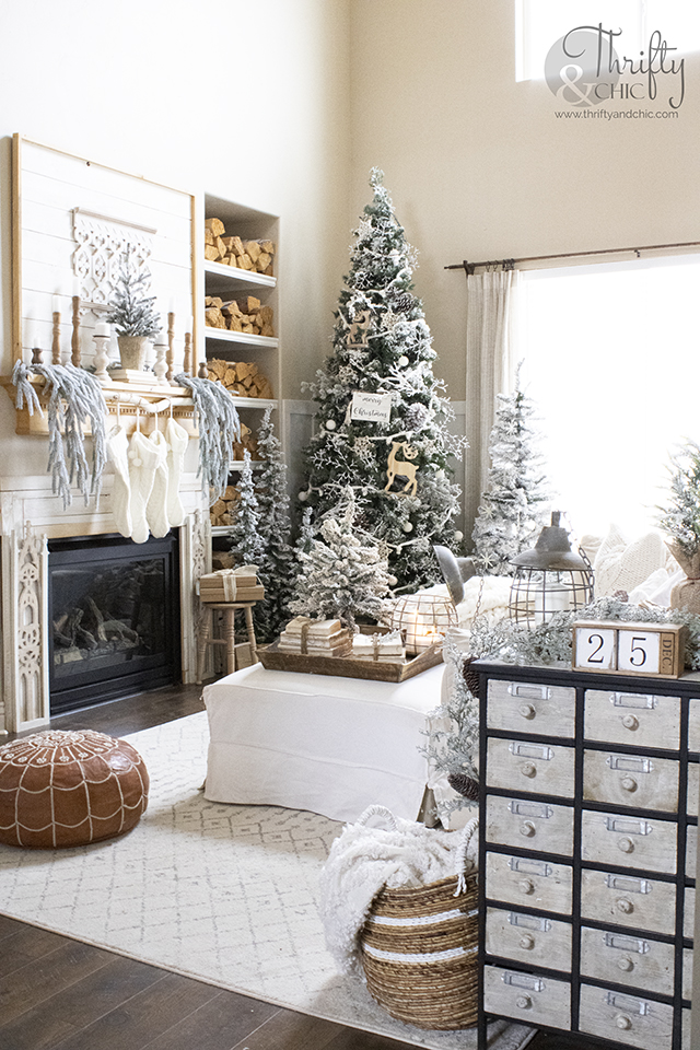 Red & White Christmas Decorating & New Living Room Tour
