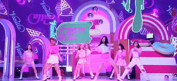 어제 엠카에서 데뷔한 여돌 | 인스티즈