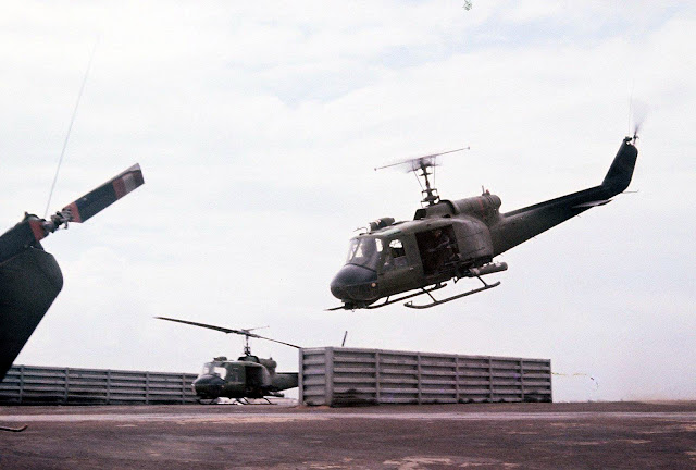 1967+Vietnam+War+35mm+Slide++2.JPG