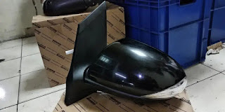 Spion Mobil Mazda 2 Tahun 2012