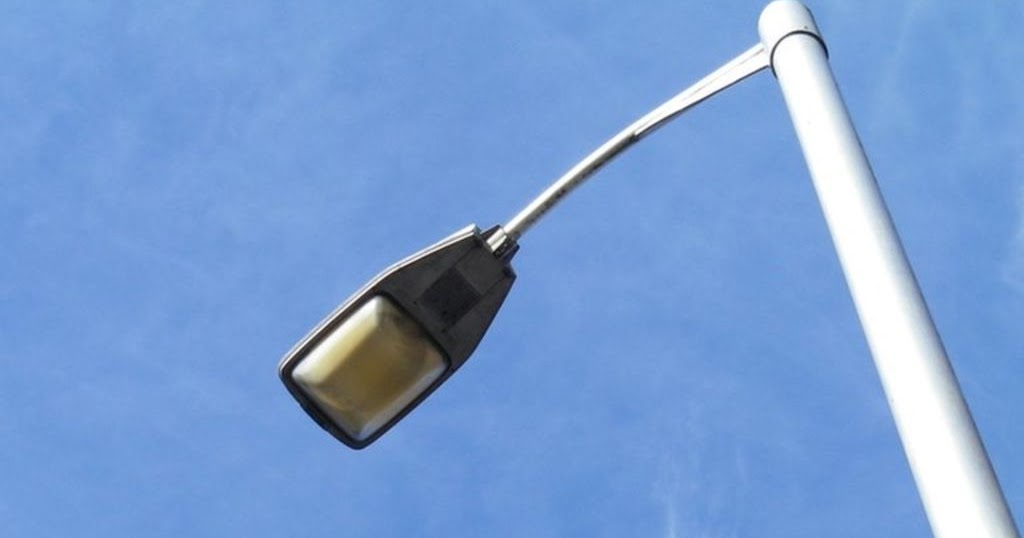 The Communicator Digital Edition LED Street Light Replacement