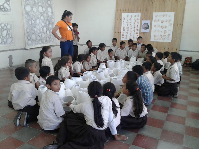 Arte para aprender en Honduras: CREACIÓN DE MANOS: ESCAYOLA