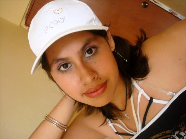 Fotos de chicas peruanas y mujeres latinas. 