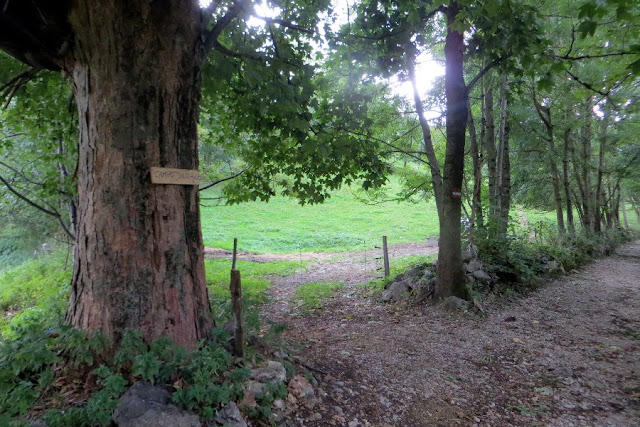 valle delle sfingi rifugio lausen